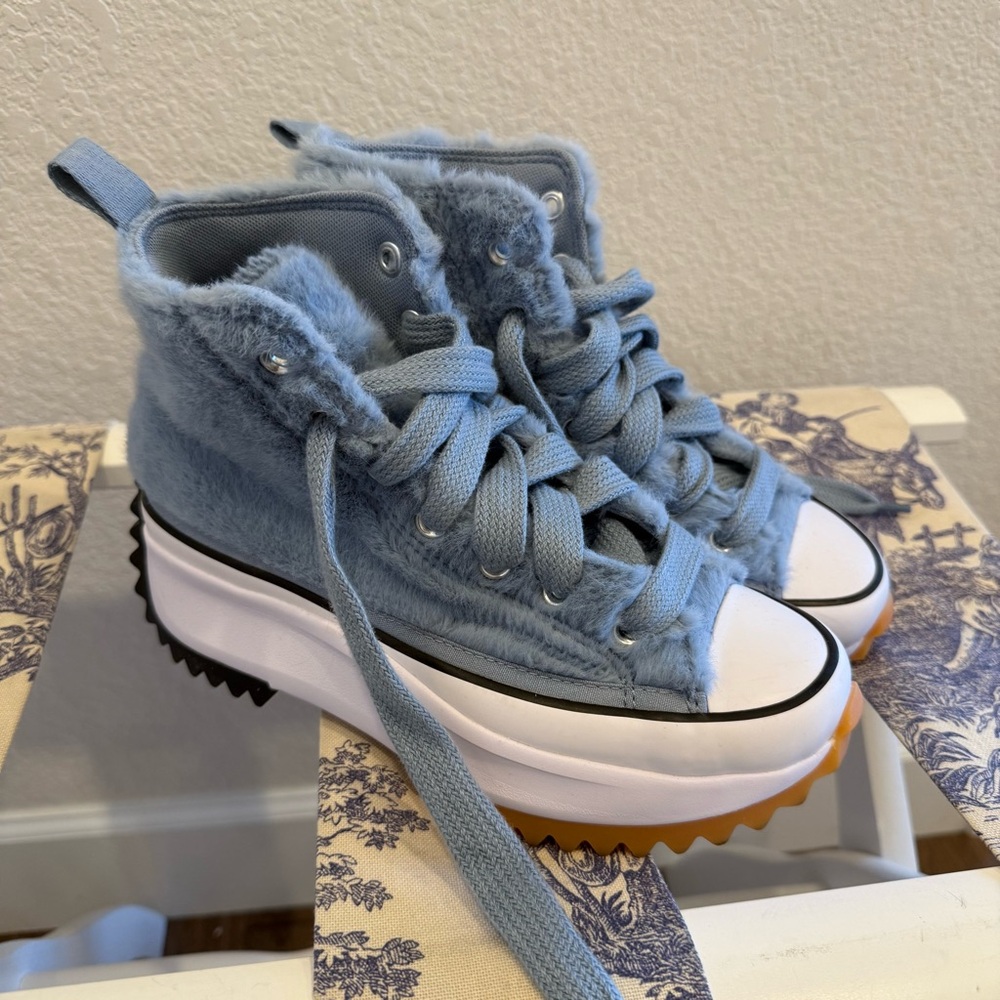 Converse Faux Fur Run Star Hike